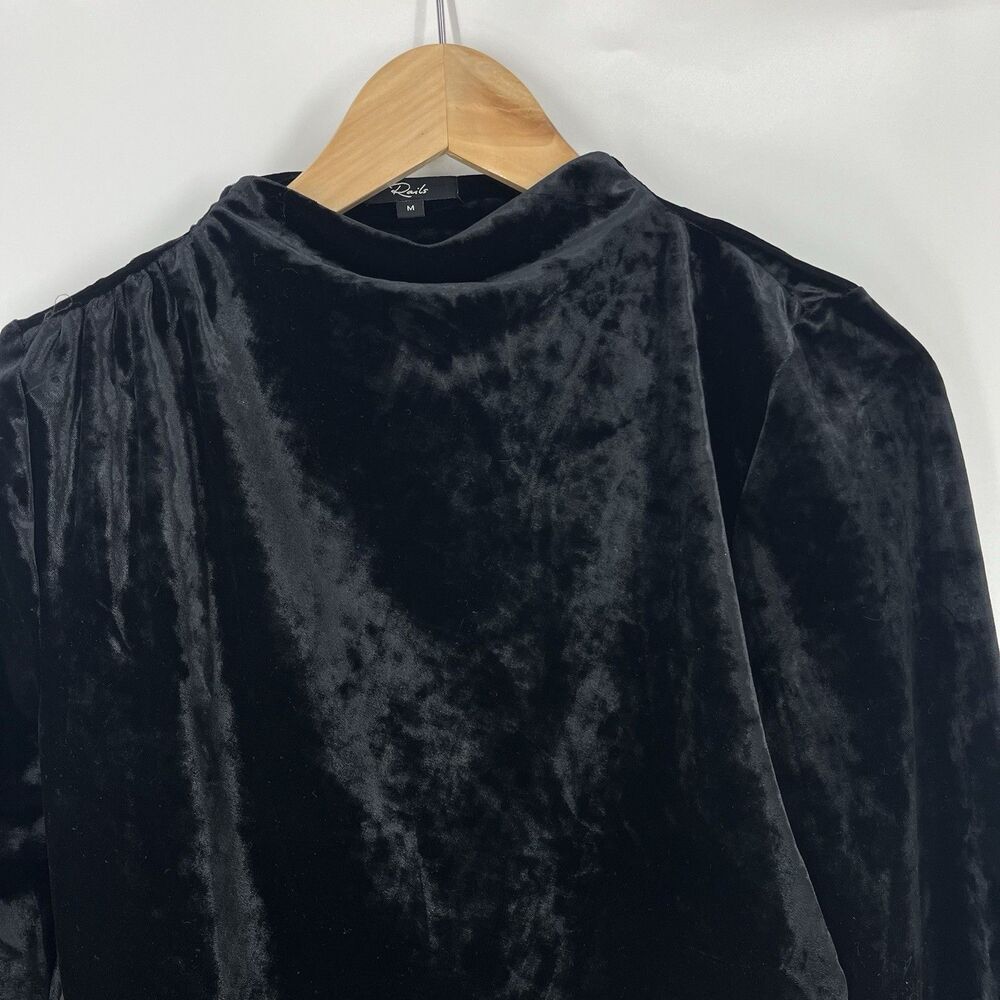 Rails Joelle Shirt Size Medium Black Velvet Long Sleeve Top Stretch Whimsigoth - Picture 2 of 9